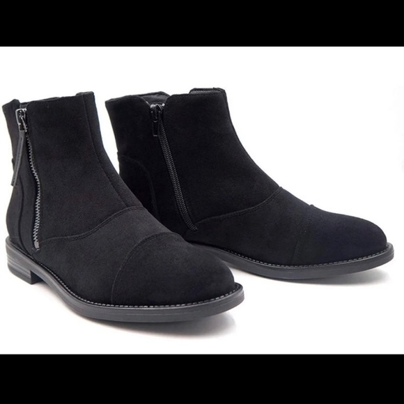 Faynonne womens boots size 8 - Picture 1 of 6